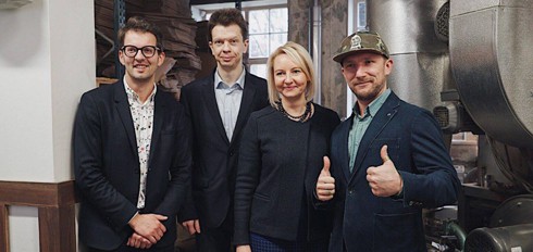 Breakfast of Champions #30 - economics, rebranding and coffee