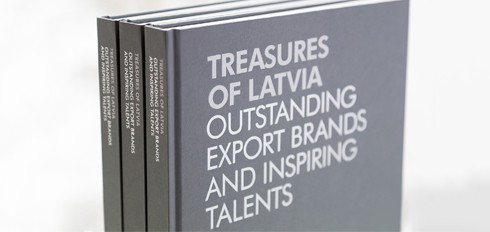 Latvijas eksporta dārgumi iesieti cietos vākos 