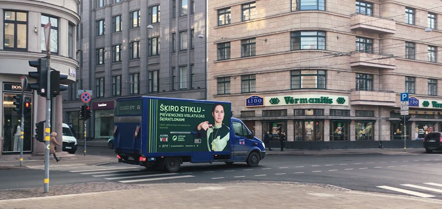 Viktorijas stāvizrāde "Pusnakts šovā septiņos ar Jāni Skuteli" case study