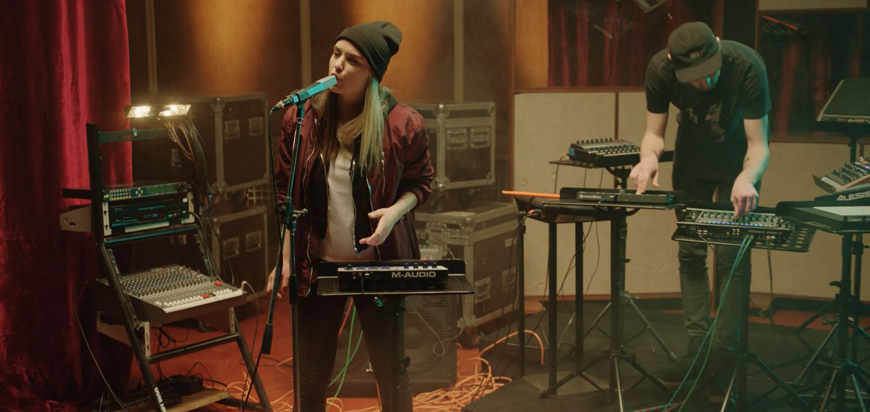 LMT prepaid card has no limits. Just like music