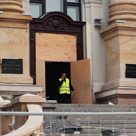 CSDD - Vai veste padara ievērojamu?